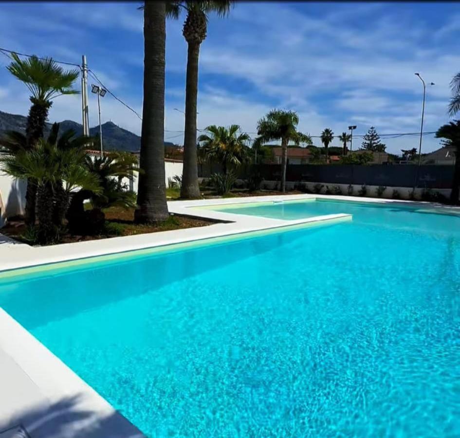 Villa Rosa Luxury Apartment Mondello Bagian luar foto