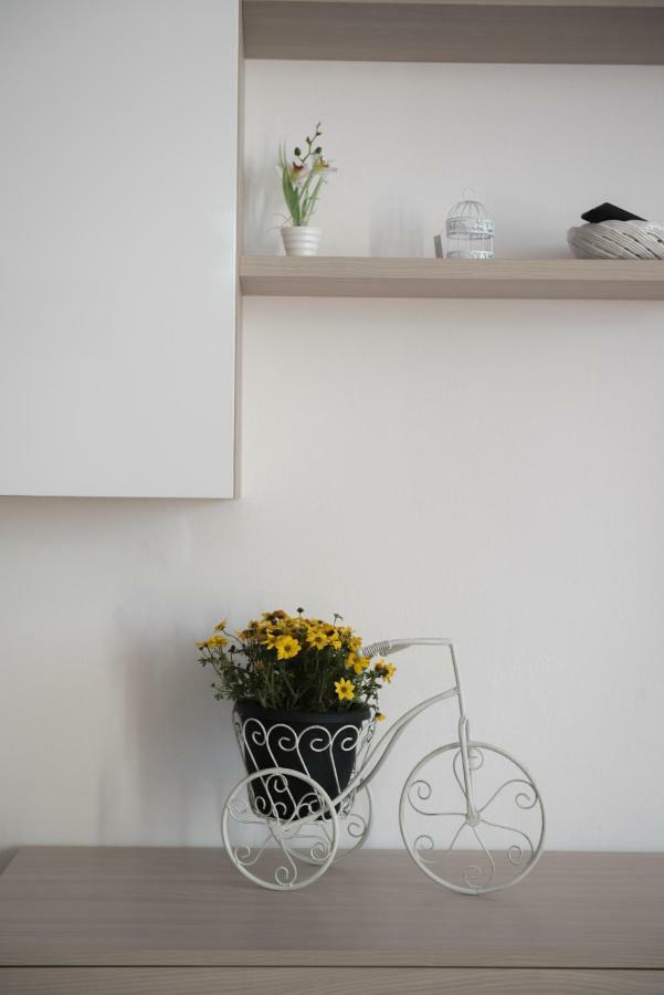 Villa Rosa Luxury Apartment Mondello Bagian luar foto