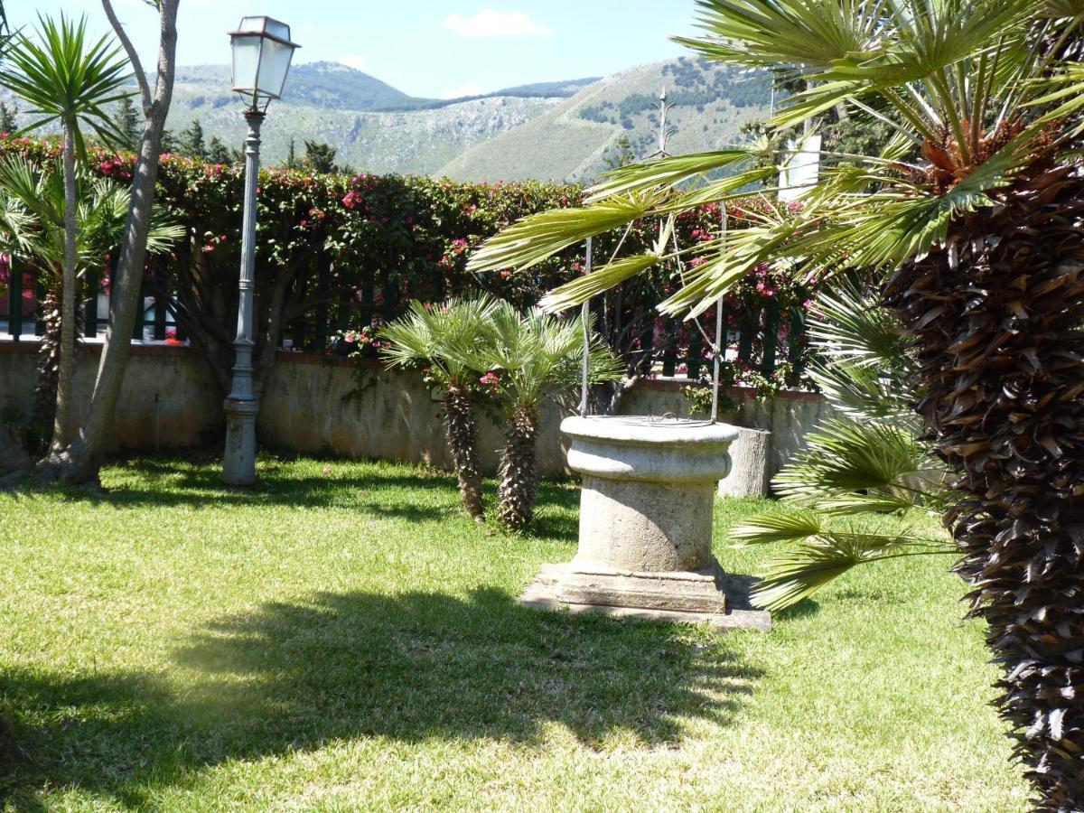 Villa Rosa Luxury Apartment Mondello Bagian luar foto